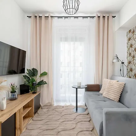 Apartman Functional & Modern Pet Friendly By Renters